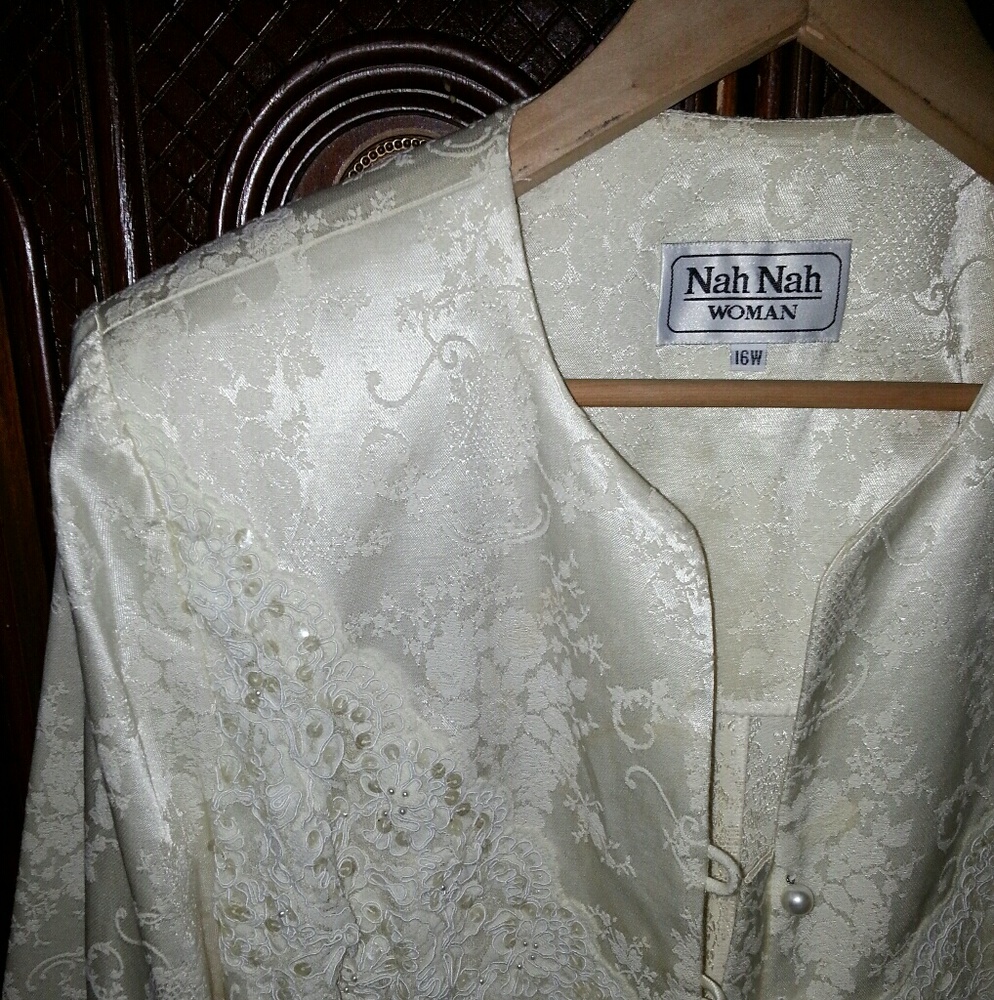 Vintage Women's Ivory Ornate Wedding Overcoat